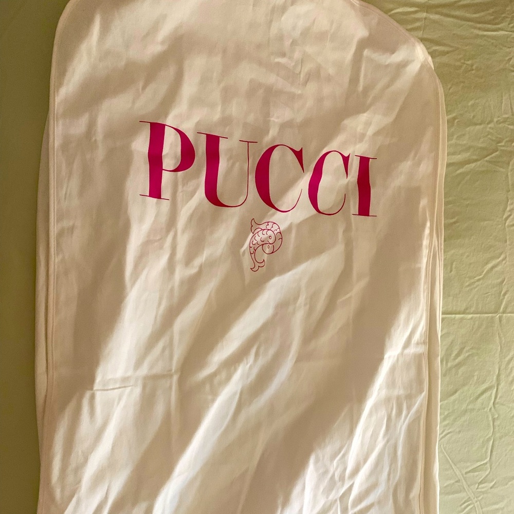 Emilio Pucci authentic brand new large clothing dust cover with zipper.Must have